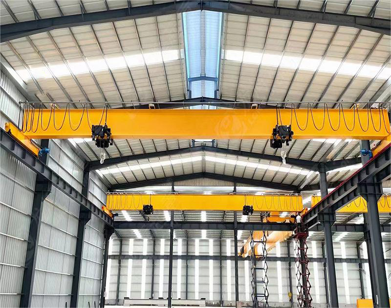 top running overhead crane